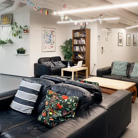 Cheapsleep Hostel Helsinki-3
