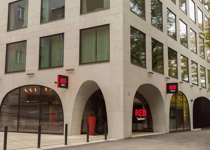 Radisson Red
