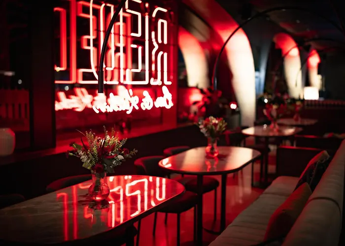 Radisson Red